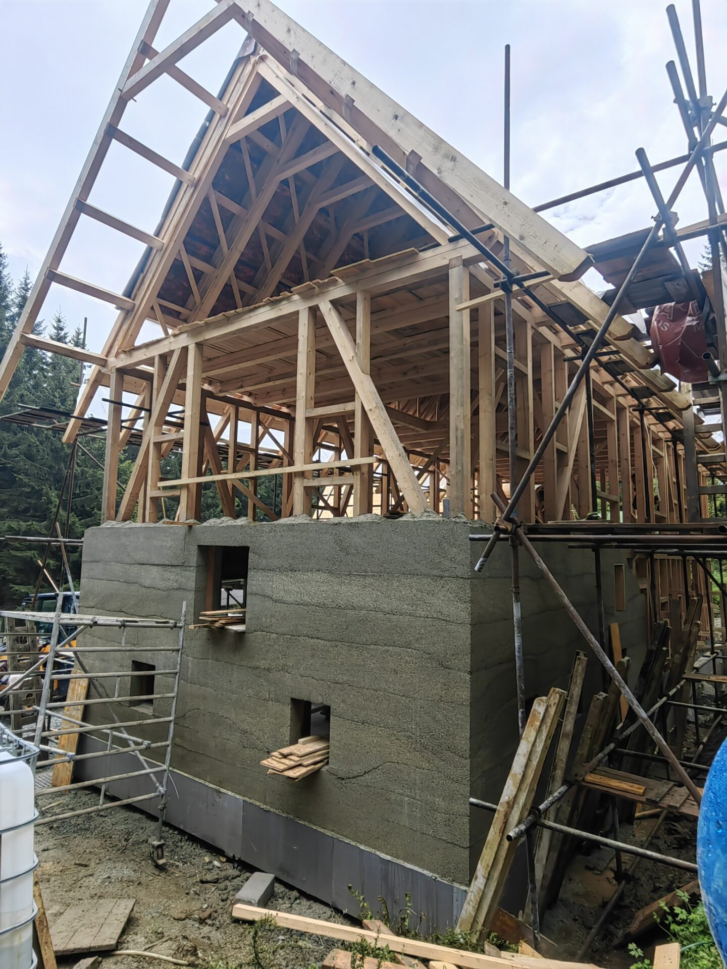 Netradiční materiály ve stavebnictví: Stavební materiály na bázi konopí 7 IMG 20250522 142946 resized 20250523 112909036